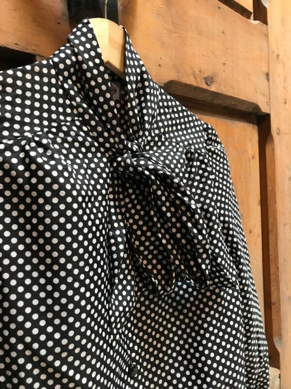 Blusa Dots Negra