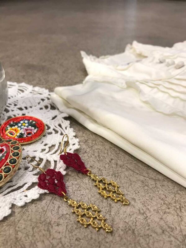 Blusa Blanca+pendientes condesa