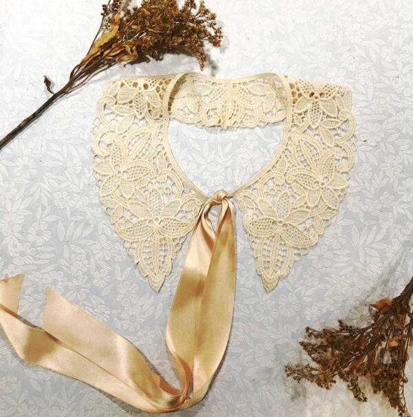 Cuello Olivia Marfil